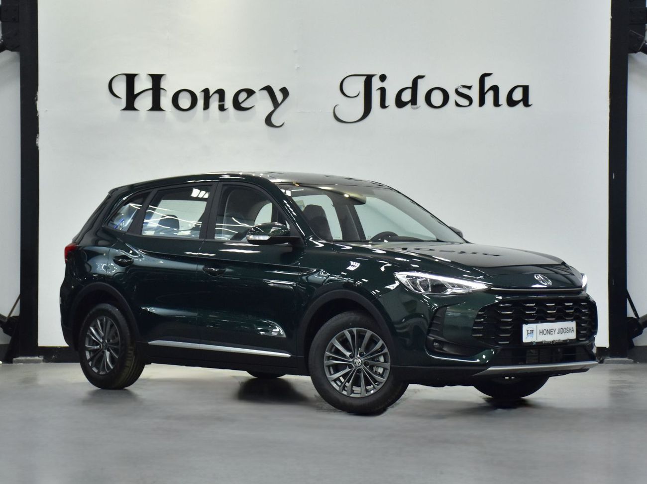 أم جي ZS EXCELLENT DEAL for our MG ZS 1.5L ( 2026 Model ) in Green Color GCC Specs