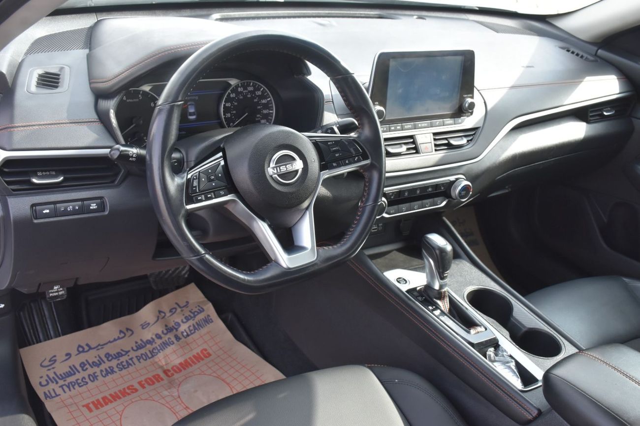 Nissan Altima SV Turbo 2.0L