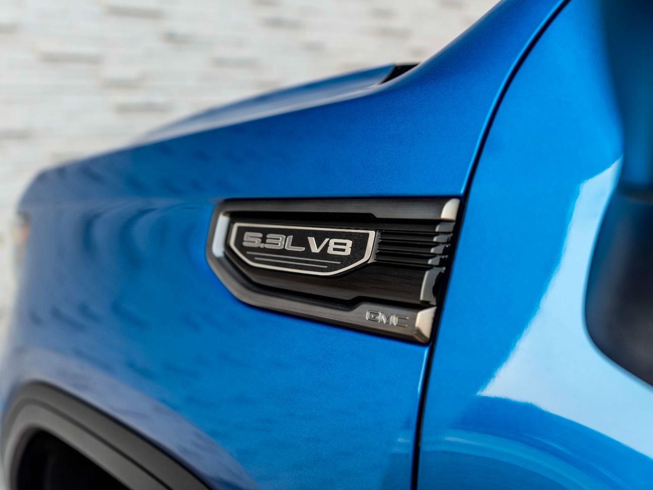 جي أم سي سييرا 5.3L V8 AT4 Regular Cab (AWD)