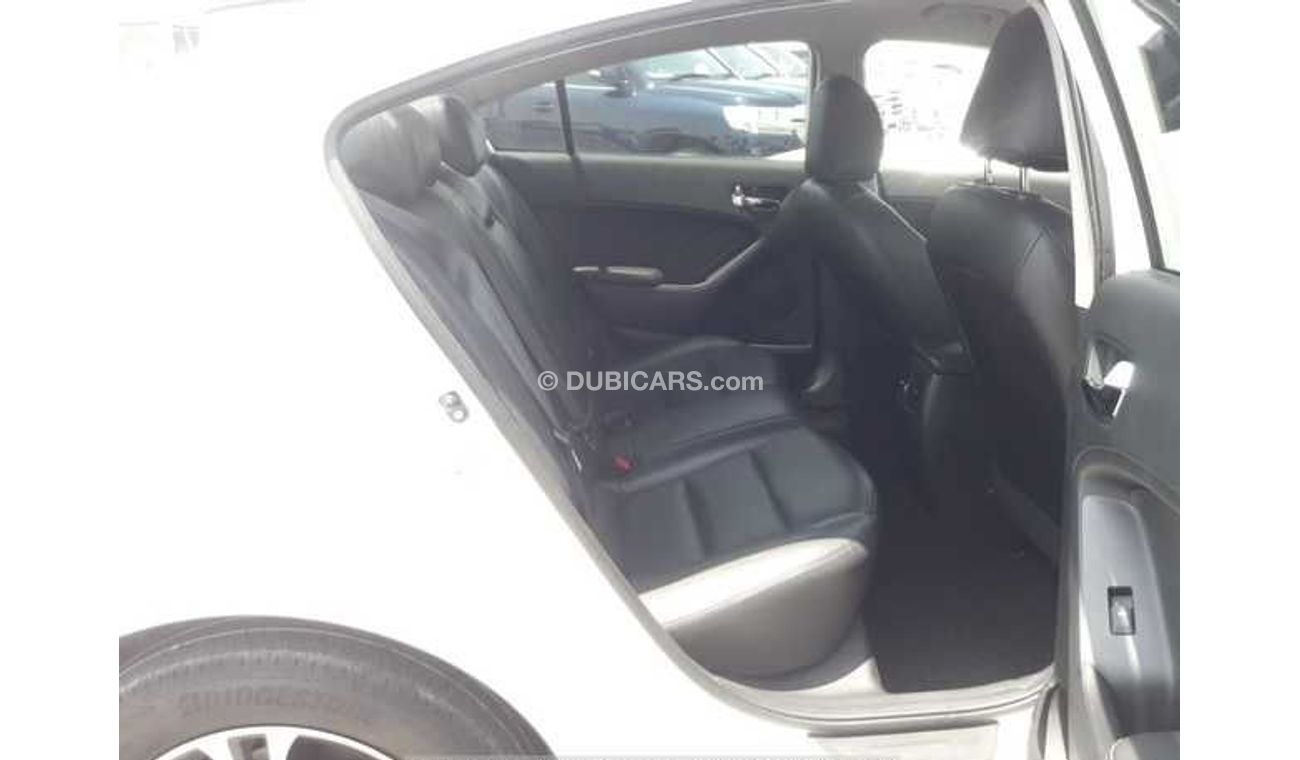 كيا فورتي KIA FORTE RIGHT HAND DRIVE (PM1137)