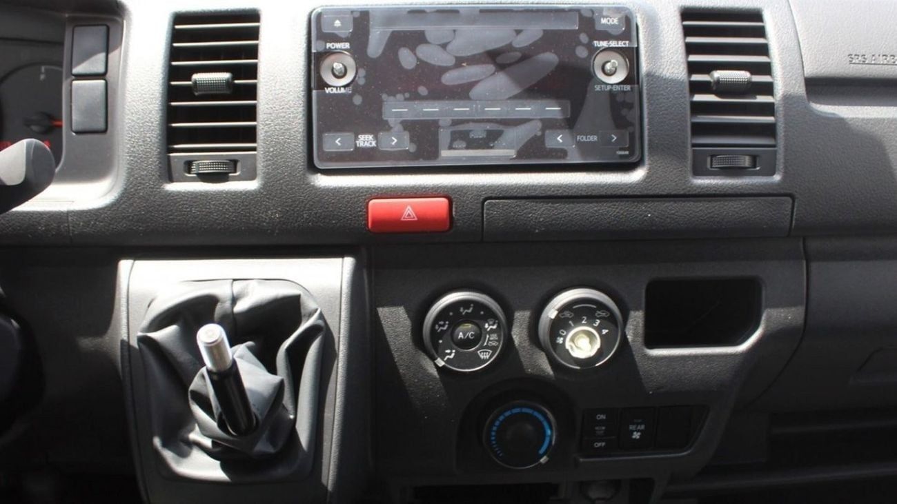 تويوتا هاياس Toyota Hiace 2.5L Bus 15-Seats A/C