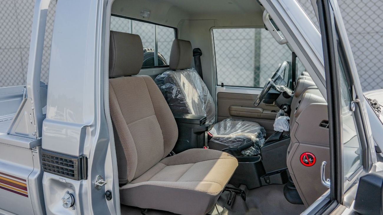 Toyota Land Cruiser 70 2025 Toyota Land Cruiser LC 79 4.0L AT Petrol Basic with Fridge (Silver-Brown)