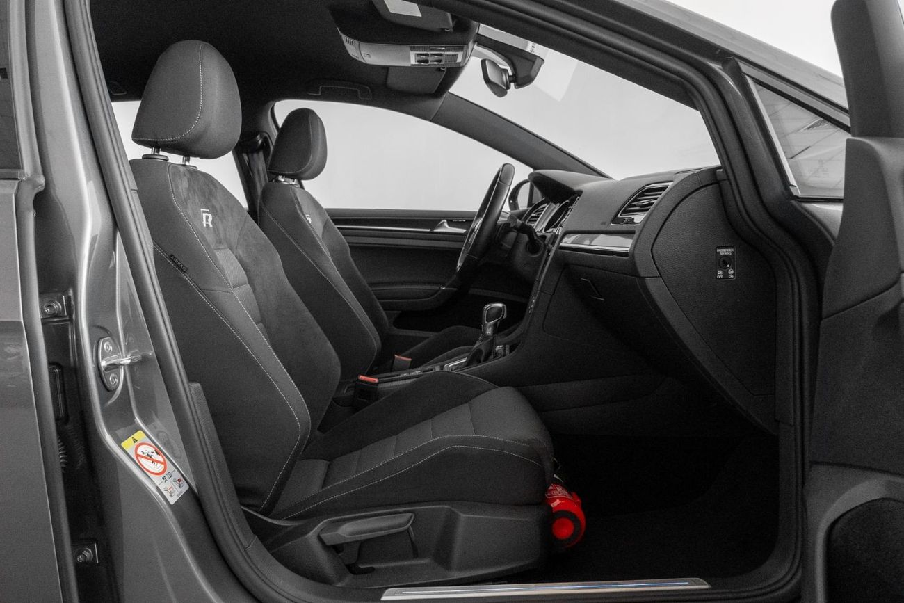 Volkswagen Golf R