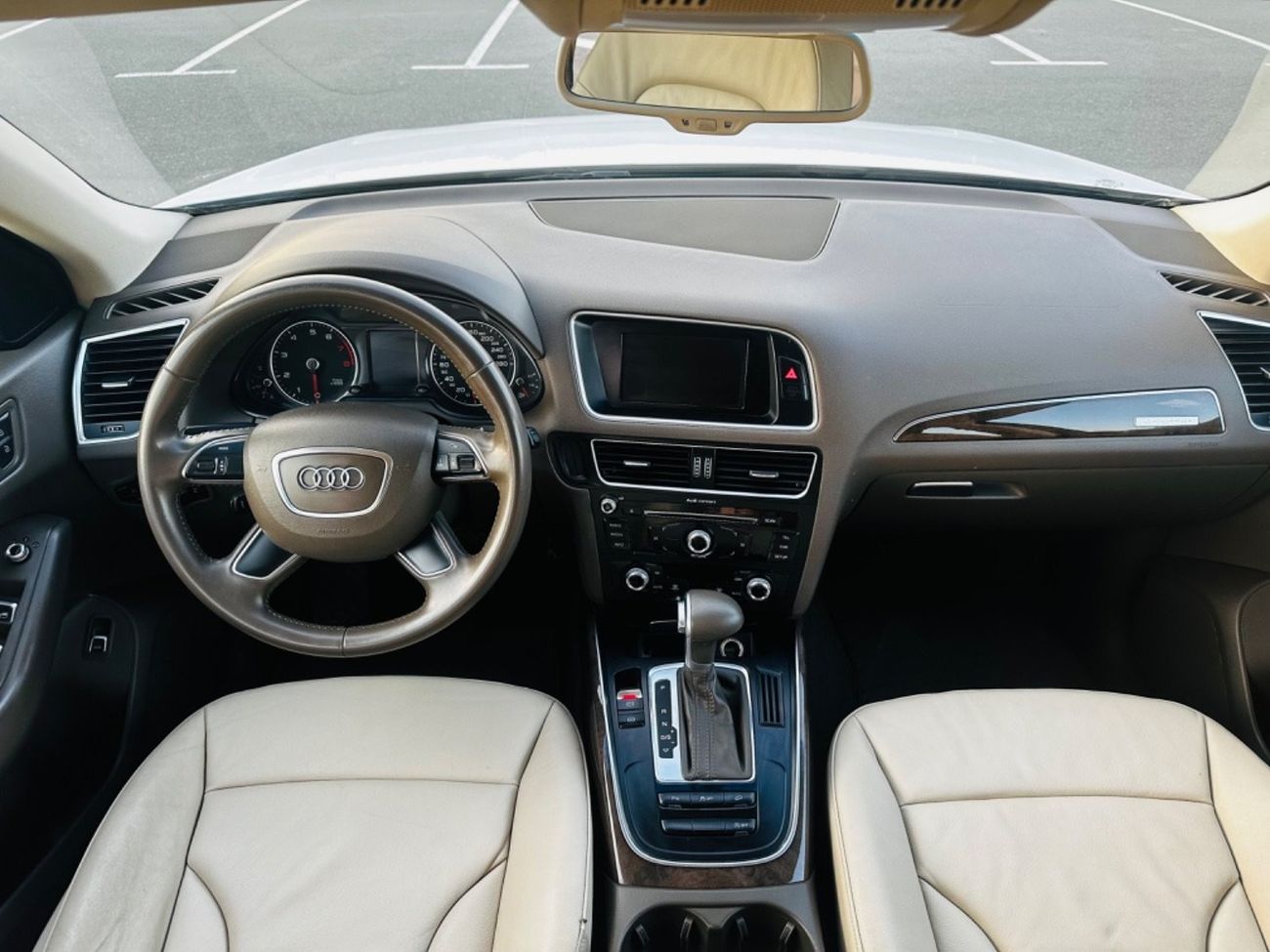 أودي Q5 S-لاين موديل 2014  خليجي حاله ممتازه جدااا من الداخل والخارج