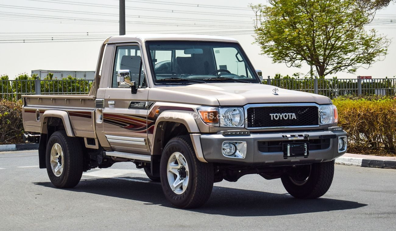 Toyota Land Cruiser Pick Up LX V6 4WD