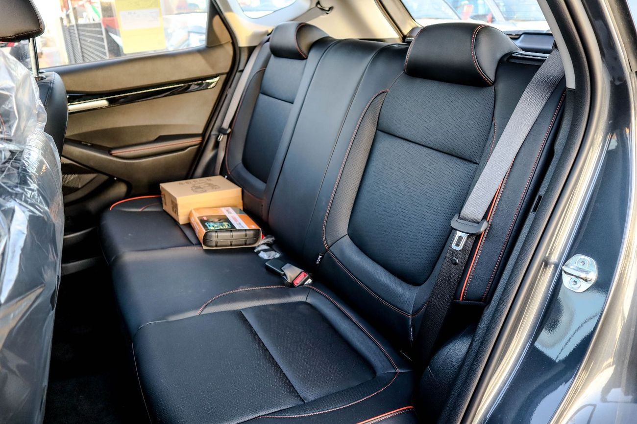 Kia Seltos Kia Seltos 1.5L A/T – Luxury Comfort Edition – 2025 Model