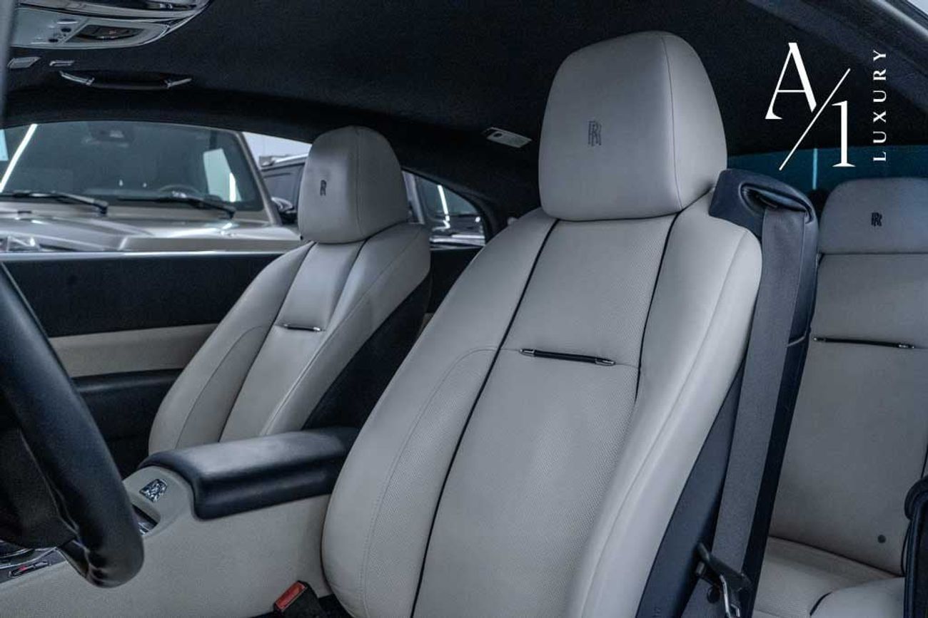 Rolls-Royce Wraith 2016 Rolls Royce Wraith, 4 Buttons, Starlight Headliner, Excellent Condition, GCC