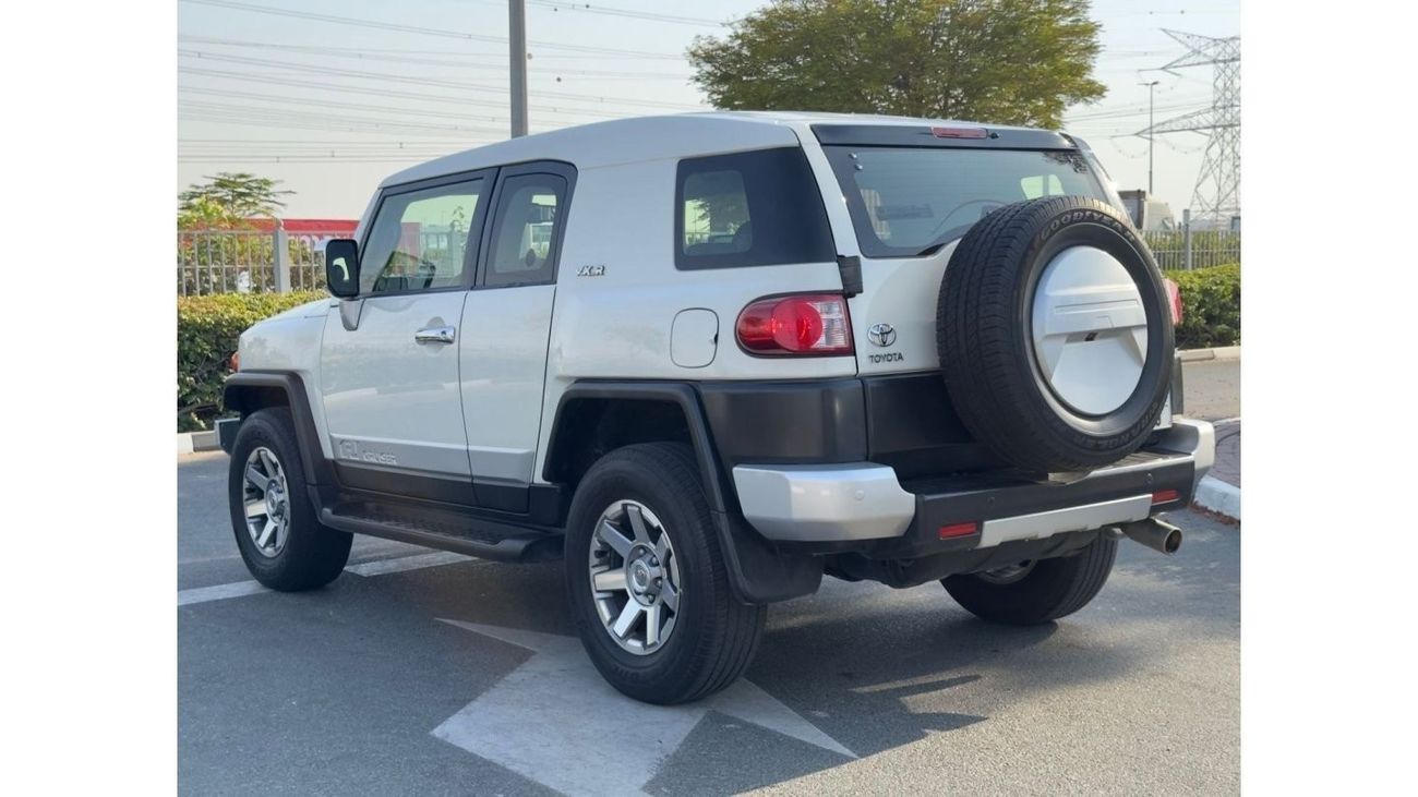 Toyota FJ Cruiser Toyota Land Cruiser VXR MODEL 2014 KM 49000 NO ACCDEINT NO PAINT
