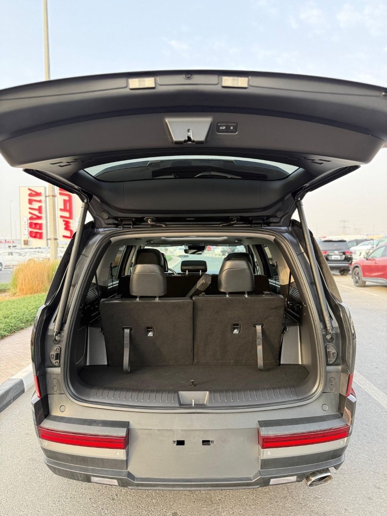 Hyundai Santa Fe Limited FE 360 camera, panoramic,leather seats, Full Option