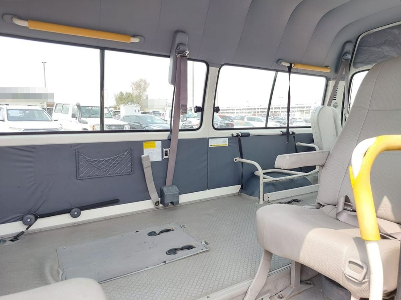 تويوتا هاياس TOYOTA HIACE VAN RHD 2003 MODEL 3.0 L DIESEL MANUAL(PM03365)