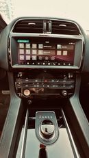 Jaguar F Pace V6 Supercharged F-Pace + HUD, Paddles, Sports mode, Cruise Control, Descent control