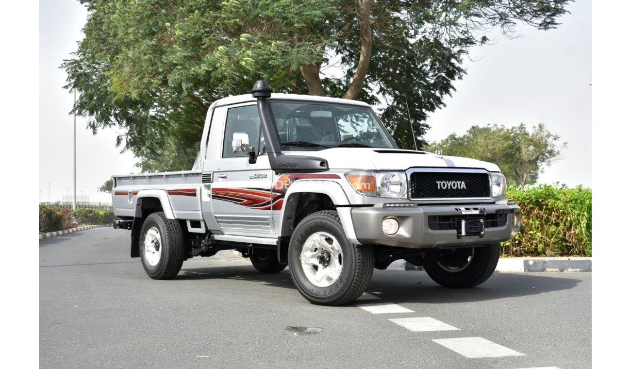 Toyota Land Cruiser Pick Up 79 PICKUP LX LIMITED V8 4.5L TURBO DIESEL 4WD MANUAL TRANSMISSION