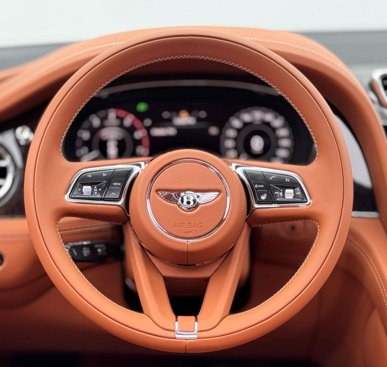 Bentley Bentayga *Brand New* 2024 Bentley Bentayga V8, 2028 Bentley Warranty + Service Pack, Delivery Kms, GCC