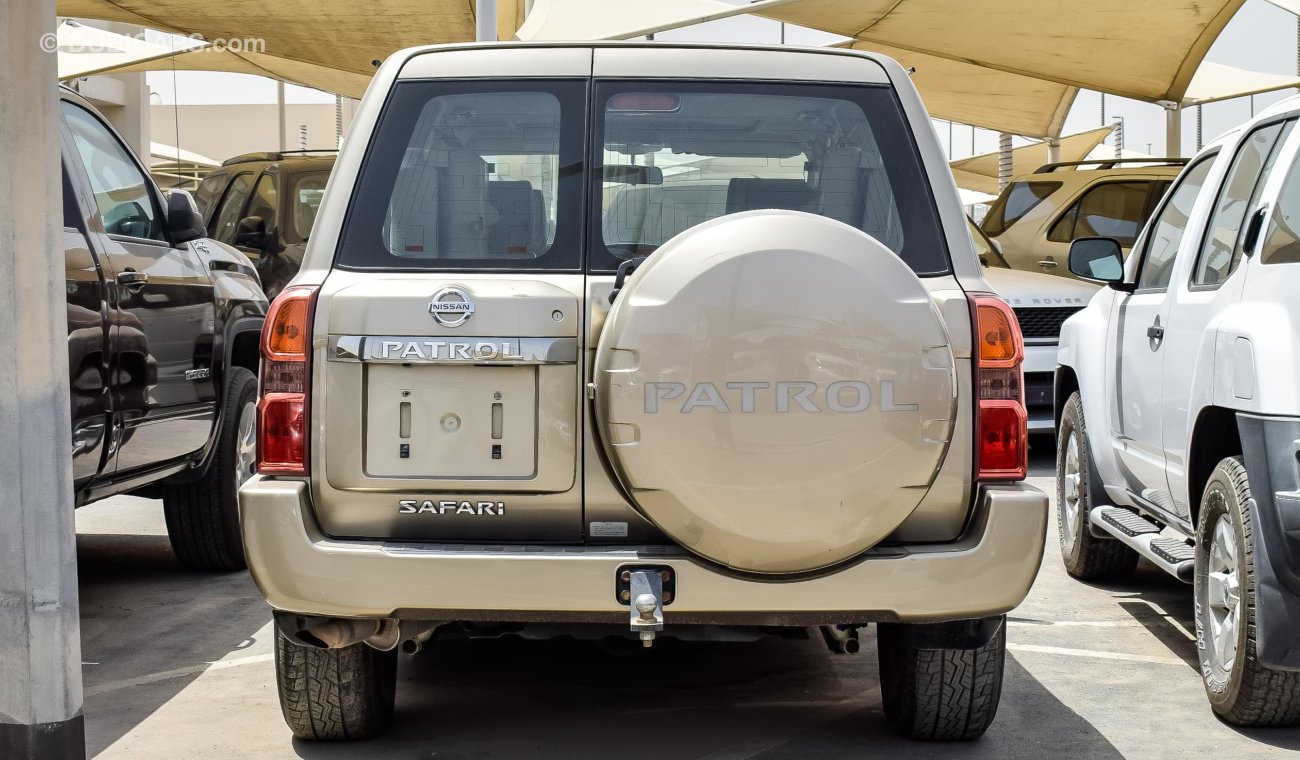 Nissan Patrol Safari