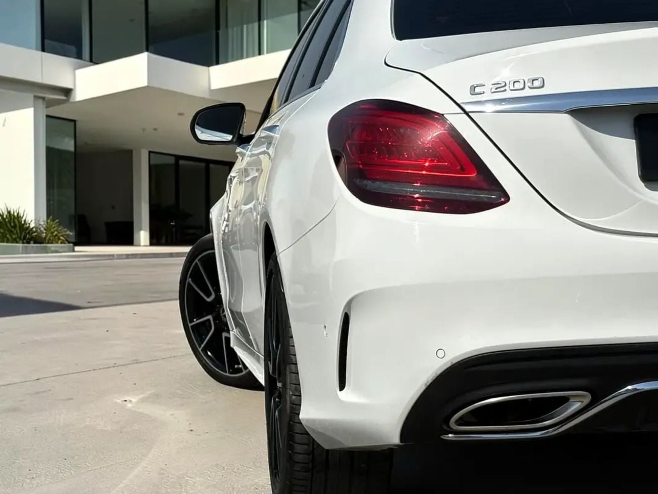 Mercedes Benz C200 AED 1,360 P.M | 0% DOWN PAYMENT | MERCEDES-BENZ C200 | 2020 | GCC SPECS