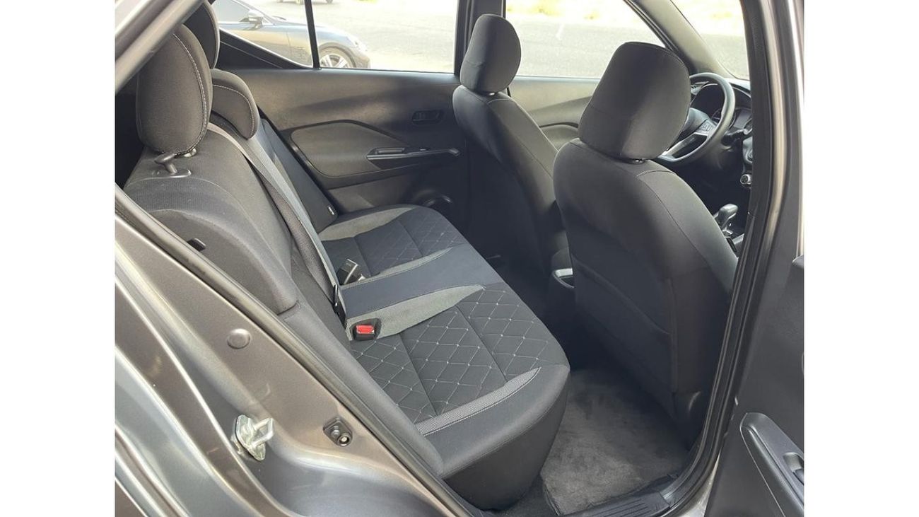 Nissan Kicks Kicks SV RADAR / LINE ASSIST /620 AED MONTHLY