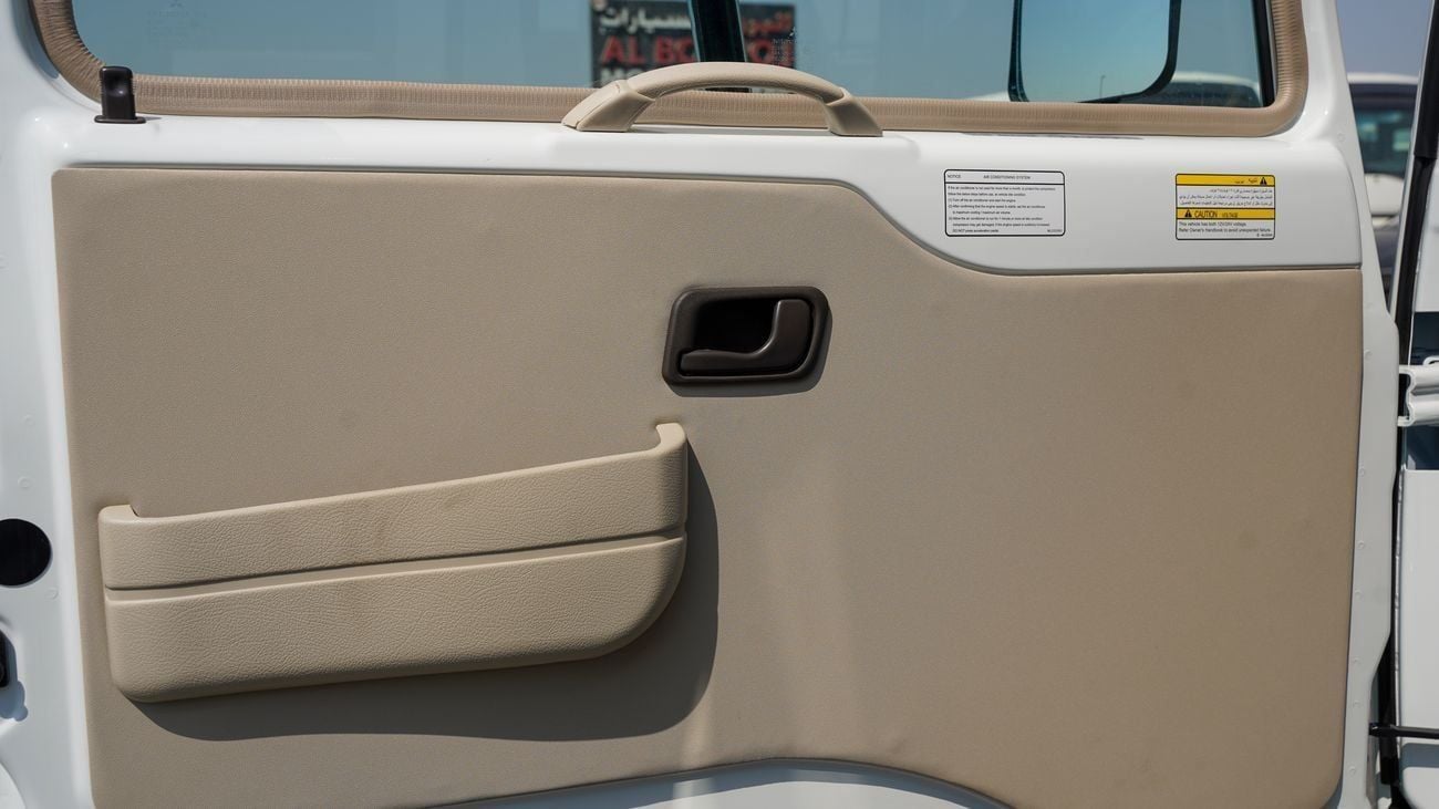 Mitsubishi Rosa Brand New Mitsubishi Rosa Bus 30 Seater 2026 Export 402L Diesel M/T|White/Black|N-ROSA-30S-D-26|