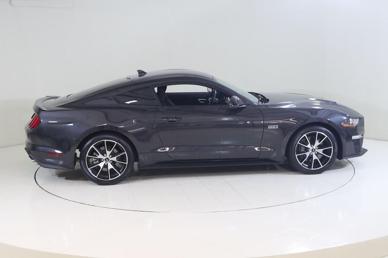 Ford Mustang STD CP1022 / AL TAYER MOTORS AL QOUZ SHOWROOM