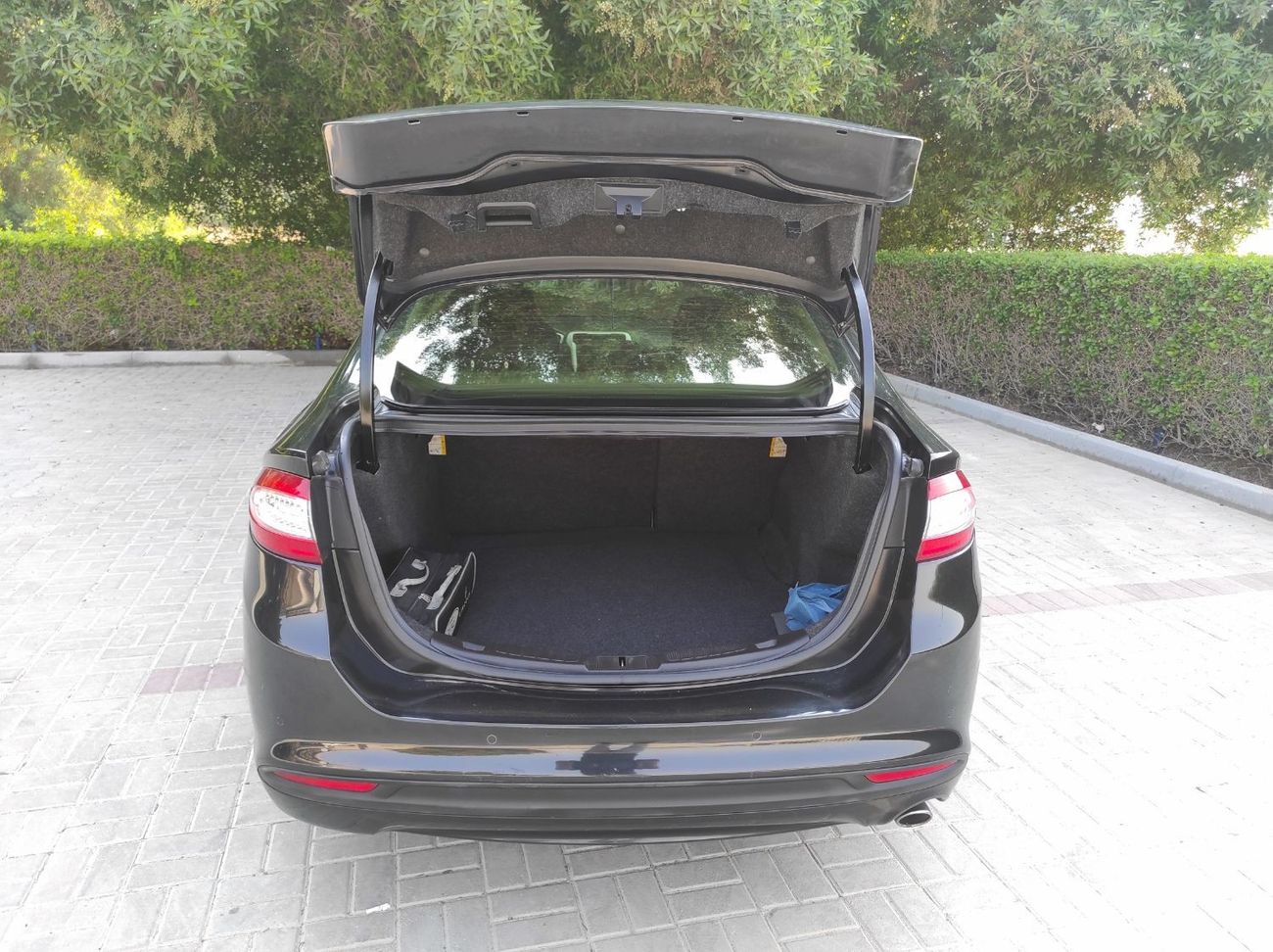 فورد فيوجن SE 2.0L Ford Fusion 2015 gcc V4 full opstions