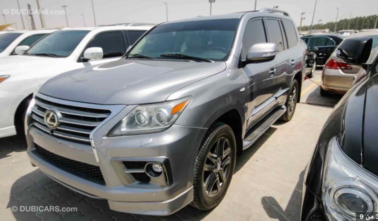 Lexus LX570