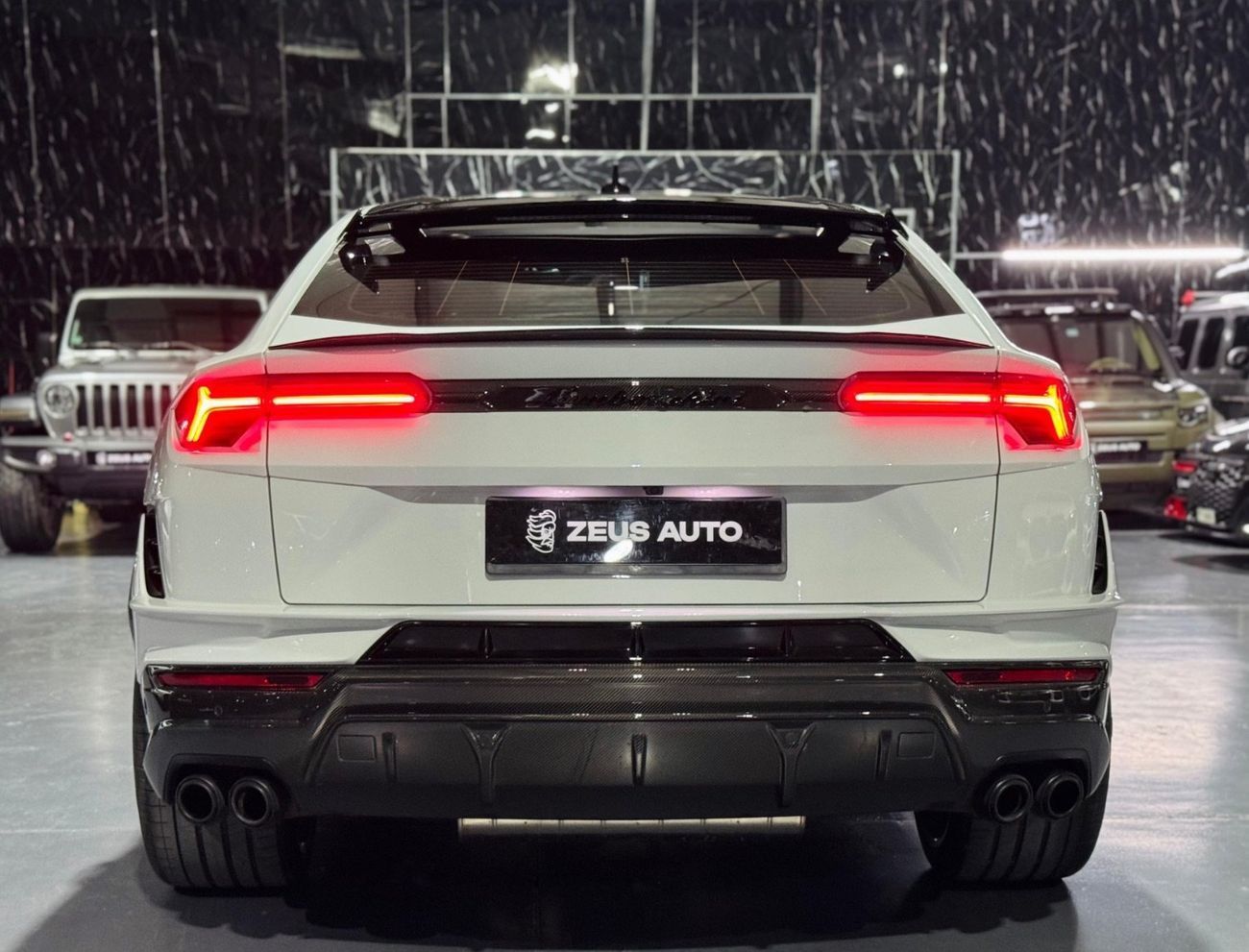 Lamborghini Urus 2024 Lamborghini Urus Performante, May 2028 Warranty, Very Low Kms, 666 HP