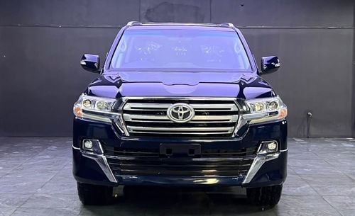 تويوتا لاند كروزر Toyota landcuriser VXR 2017 Diesel