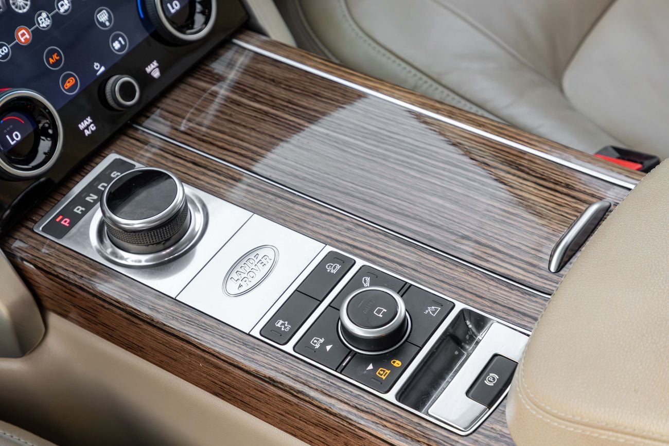 لاند روفر رينج روفر SE Range Rover | SE | 3,721 P.M | 0% Downpayment | Al Tayer History | Under Warranty!