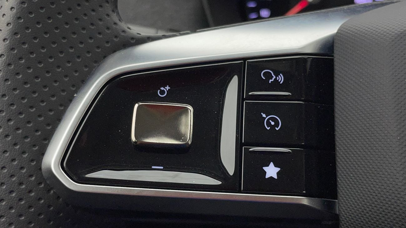 أم جي ZS STD 1.5 | بدون دفعة مقدمة | اختبار القيادة في المنزل