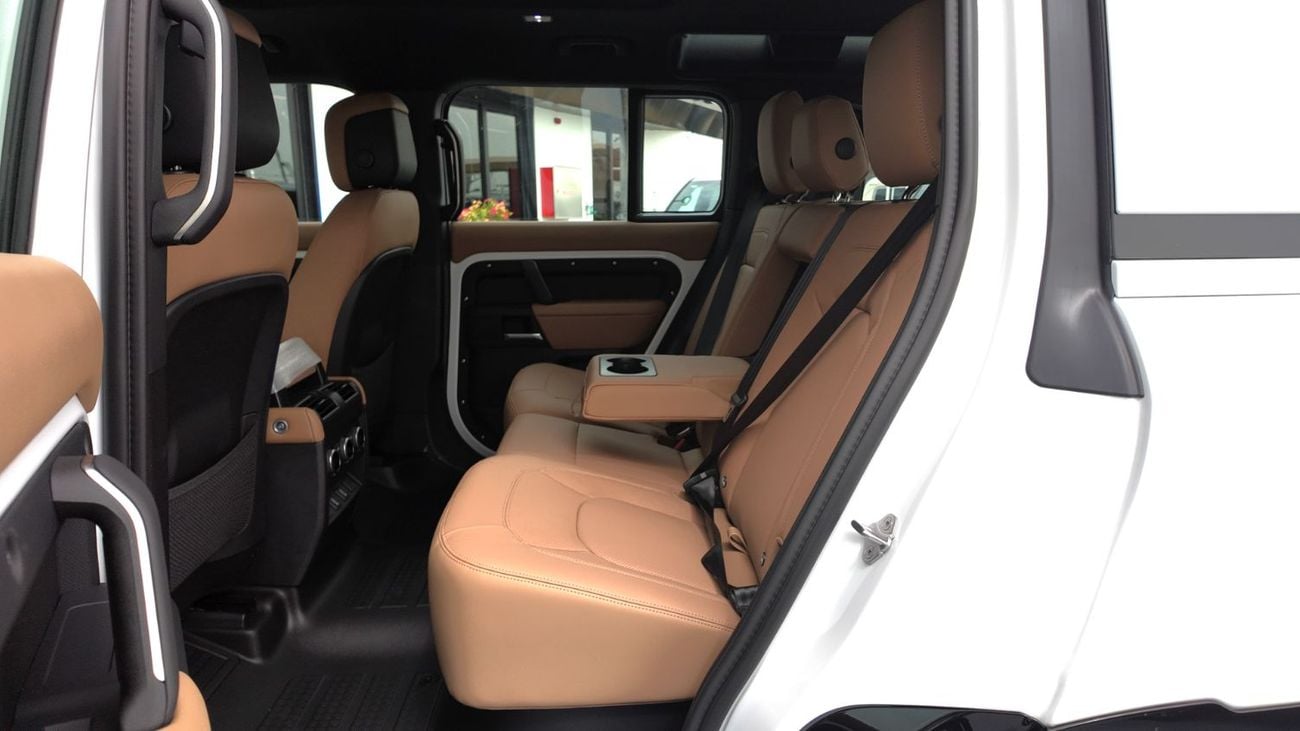 Land Rover Defender 2026 Land Rover Defender P400 110 HSE X-DYNAMIC - WARRANTY