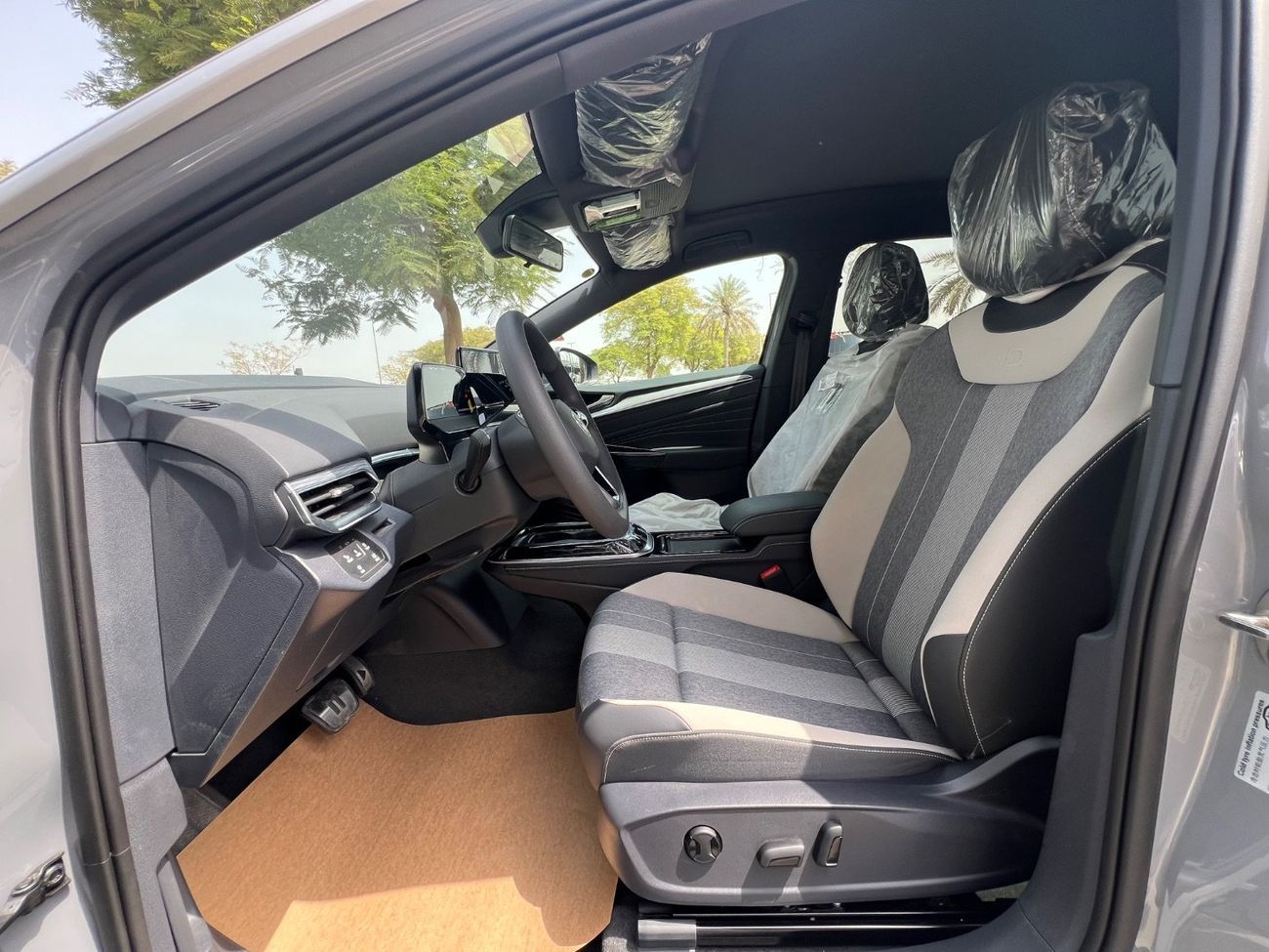 فولكس واجن ID.4 CROZZ PURE PLUS