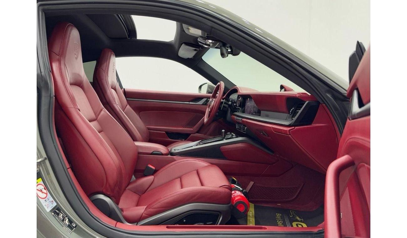 Porsche 911 Carrera S 3.0L (445 HP) Coupe 2020 Porsche 911/992 Porsche Carrera S, 2025 Porsche Warranty, Sport C