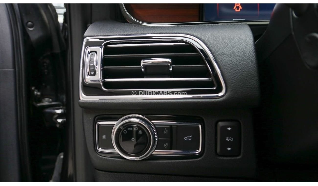 Lincoln Navigator Presidential