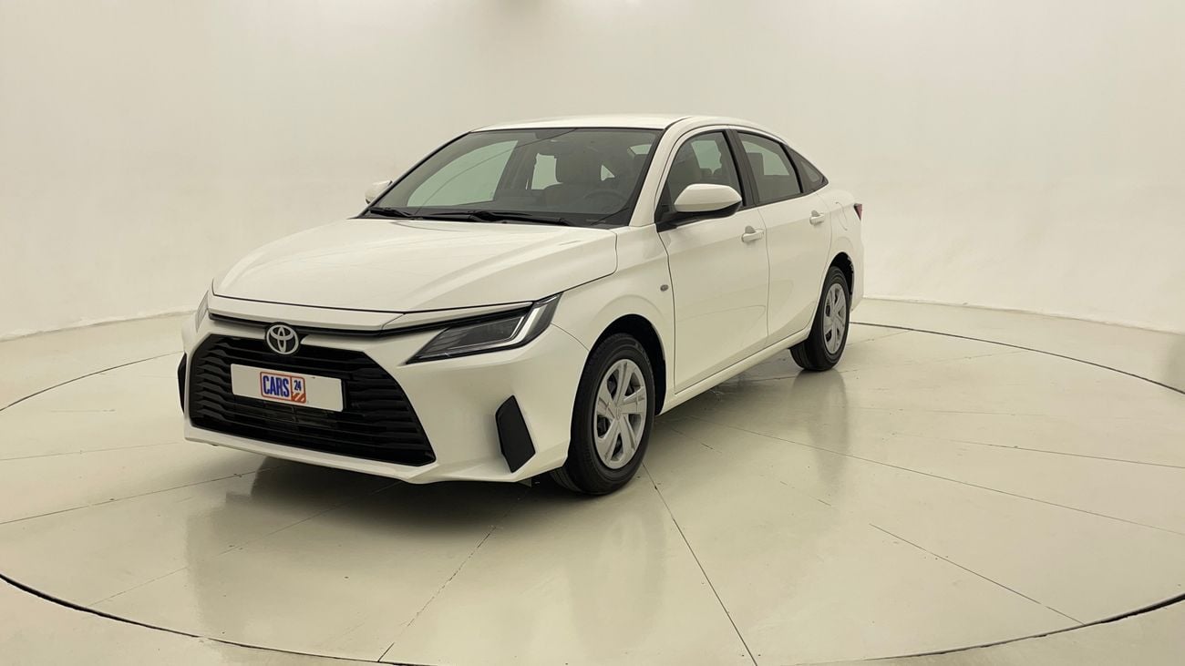 تويوتا يارس E 1.5 | بدون دفعة مقدمة | اختبار القيادة في المنزل