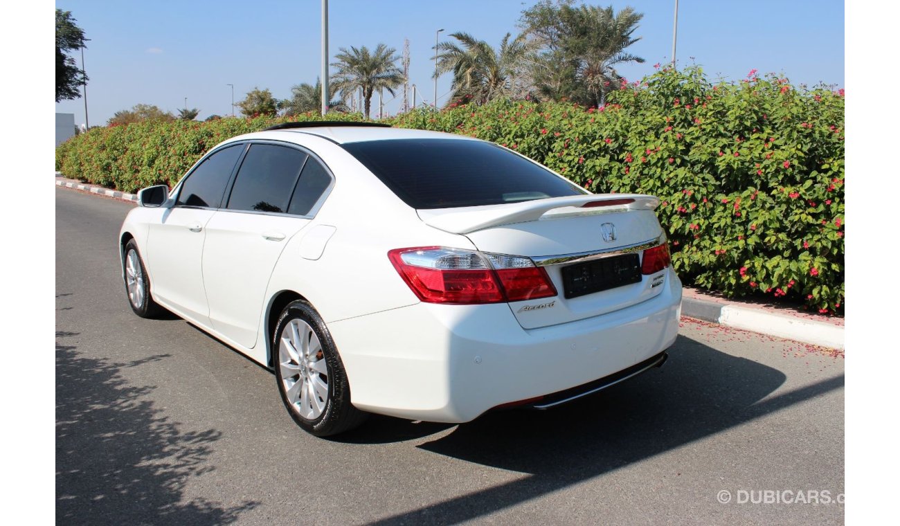 هوندا أكورد 2014/ 4 CYL/2.4/ GCC/ 100% ORIGINAL PAINT/ 1 YEAR WARRANTY