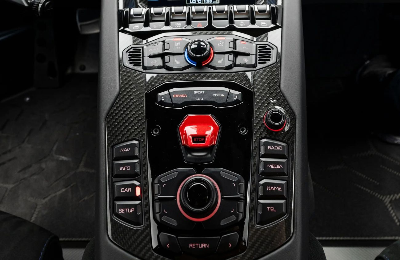 Lamborghini Aventador 6.5L V12 Naturally Aspirated Engine