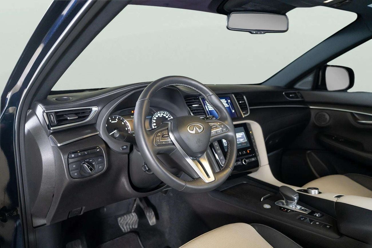 Infiniti QX55 ESSENTIAL 2.0