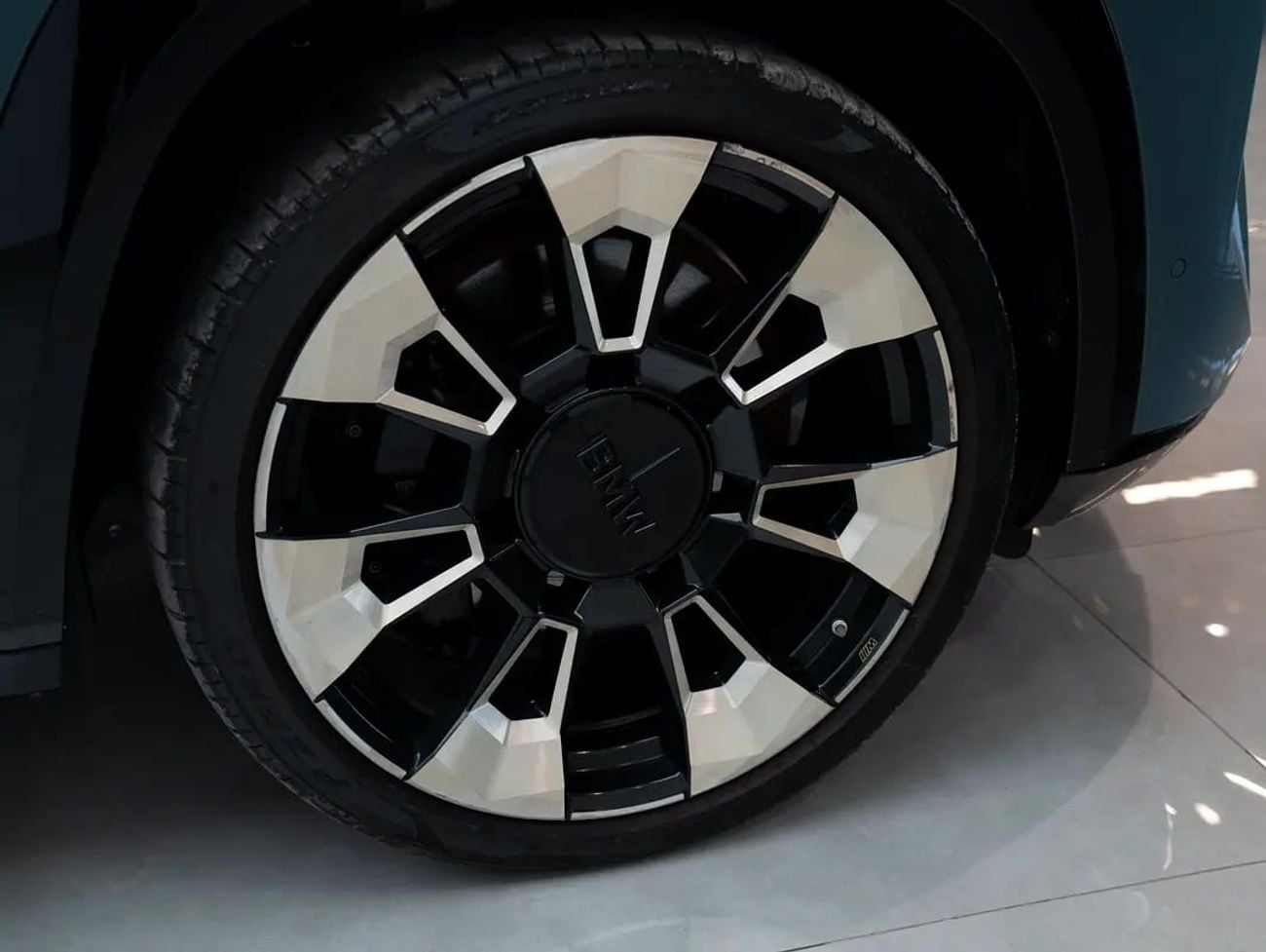 BMW XM GCC Specs | | AWD | Luxury SUV