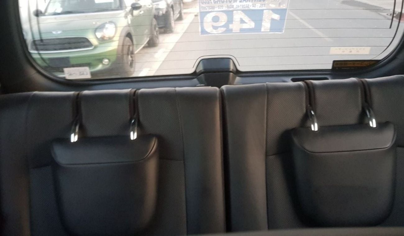 Toyota Prado 2.7cc PETROL LEATHER SEATS ELECTRIC SEATS 7 SEATER FACELIFTED INTERIOR AND EXTERIOR TO 2022 DESIGN