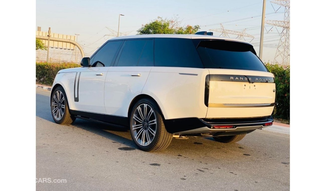 Land Rover Range Rover GCC SPEC UNDER WARRANTY AND SERVICE CONTRACT