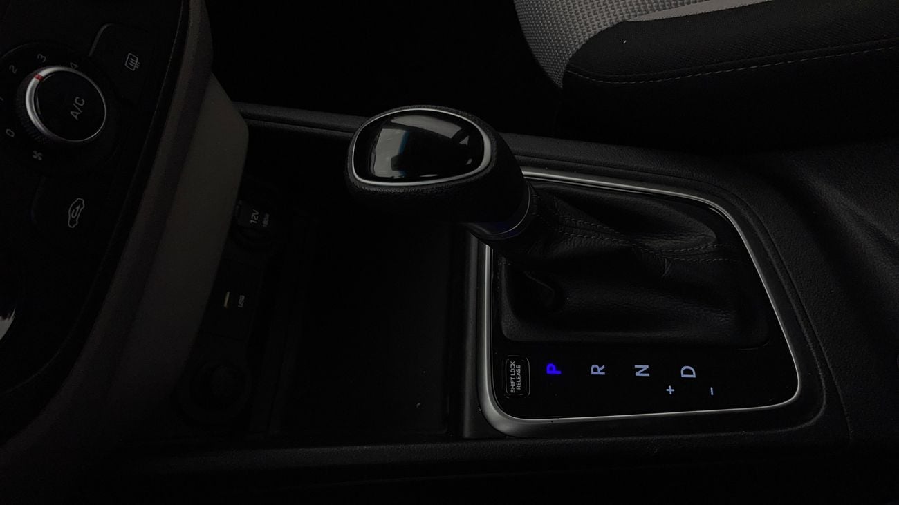 Hyundai Accent SMART 1.6 | Zero Down Payment | Home Test Drive