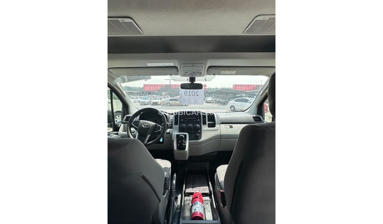 Toyota Hiace GLS - High Roof