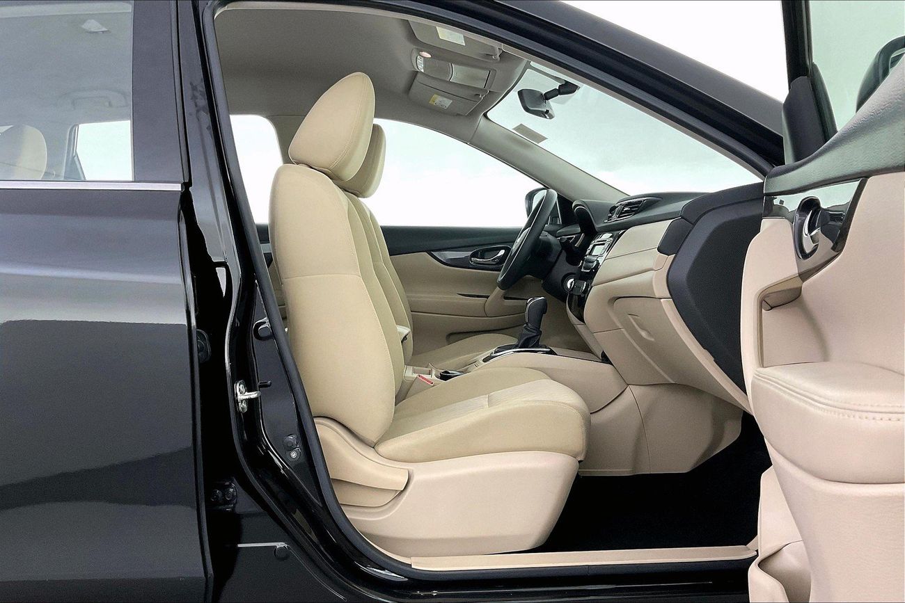 نيسان إكس تريل S 7-Seats | شامل الضمان | 0 ﺪﻔﻋﺓ ﺃﻮﻟﻯ