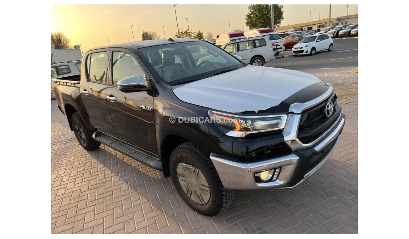 Toyota Hilux S GLX Double Cab 2.8L 4-Cyl Diesel (Full-Option)