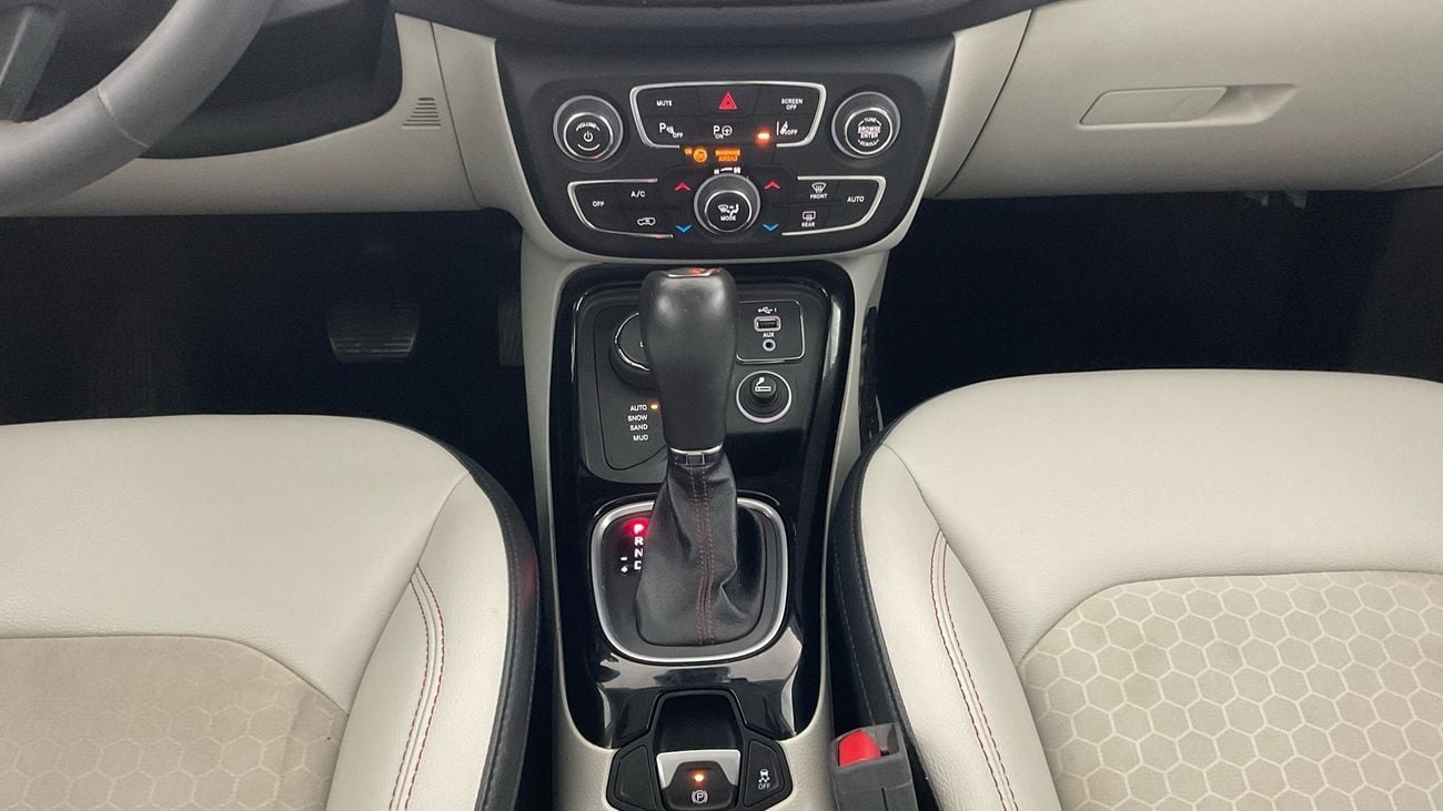 Jeep Compass Limited | upto AED 20,000 Ramadan Discount | Guaranteed Warranty | 0 Down Payment