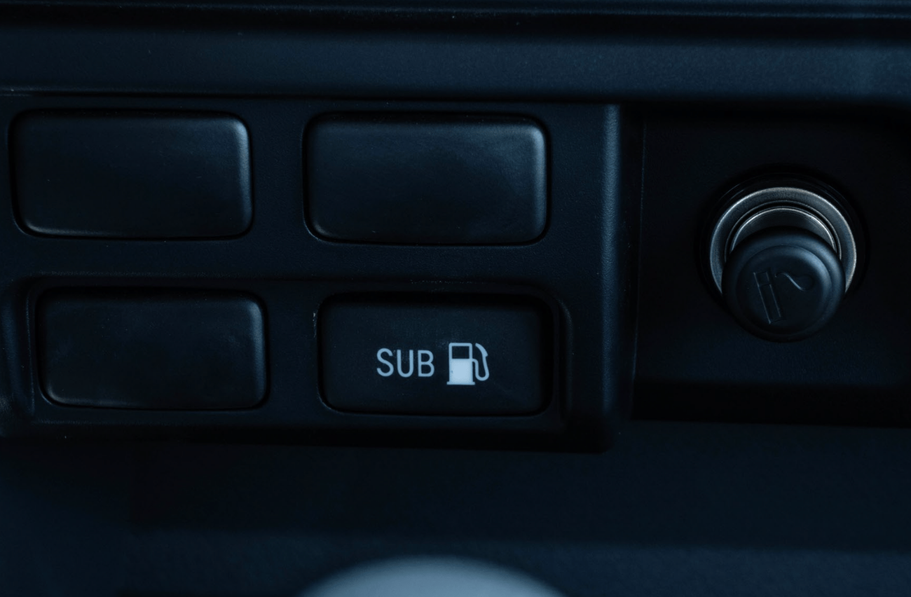 تويوتا لاند كروزر 70 ECTP2M018 –2025 Toyota LC78 3 Doors Hardtop - 4.2L Diesel Manual - Std - White