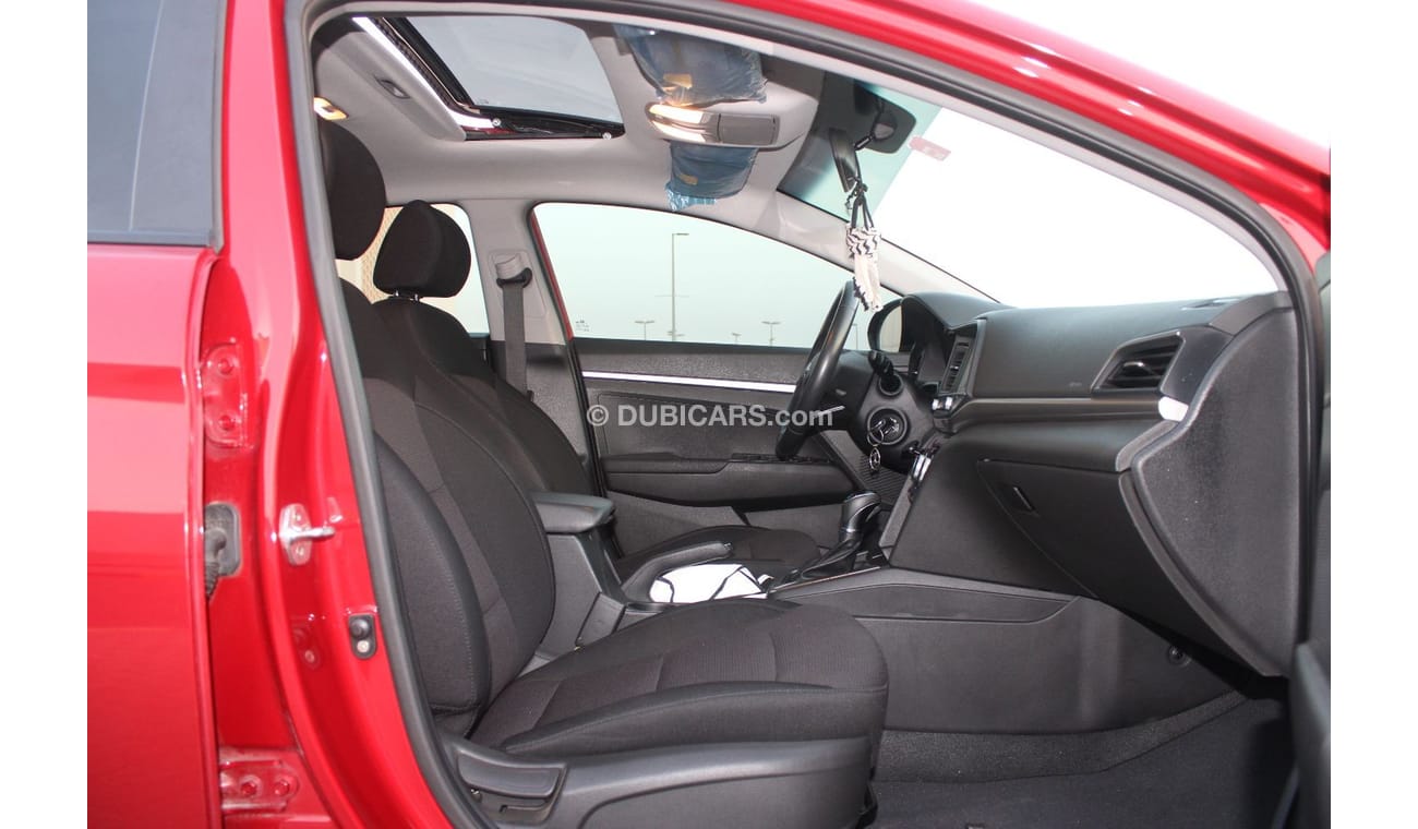 هيونداي إلانترا هيونداي إلنترا 2019 خليجي بحالة ممتازة بدون صبغ بدون حوادث نظيفه جدا من الداخل والخارج