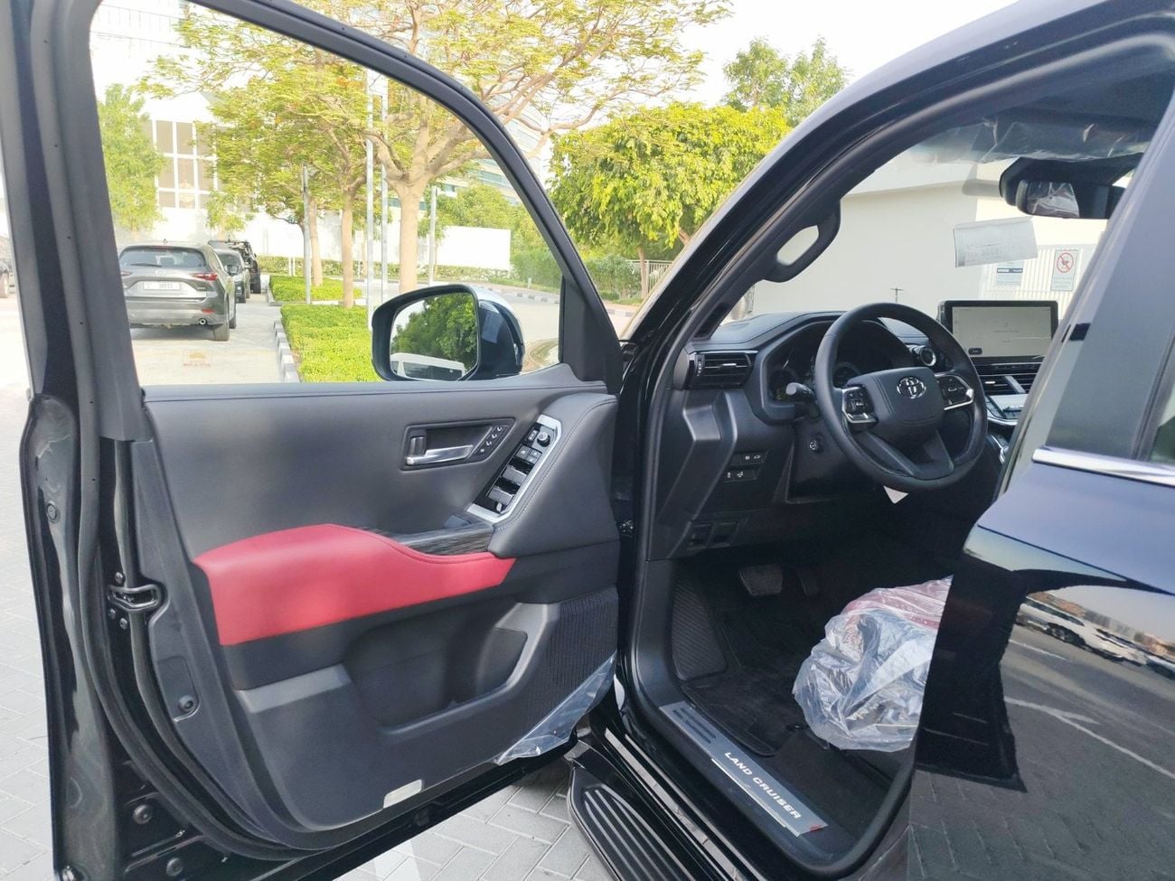 Toyota Land Cruiser VXR