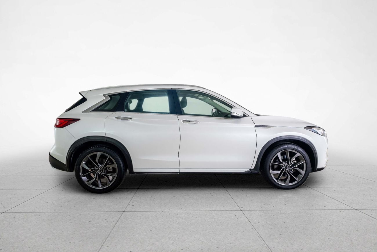 إنفينيتي QX50 LUXE 2.0