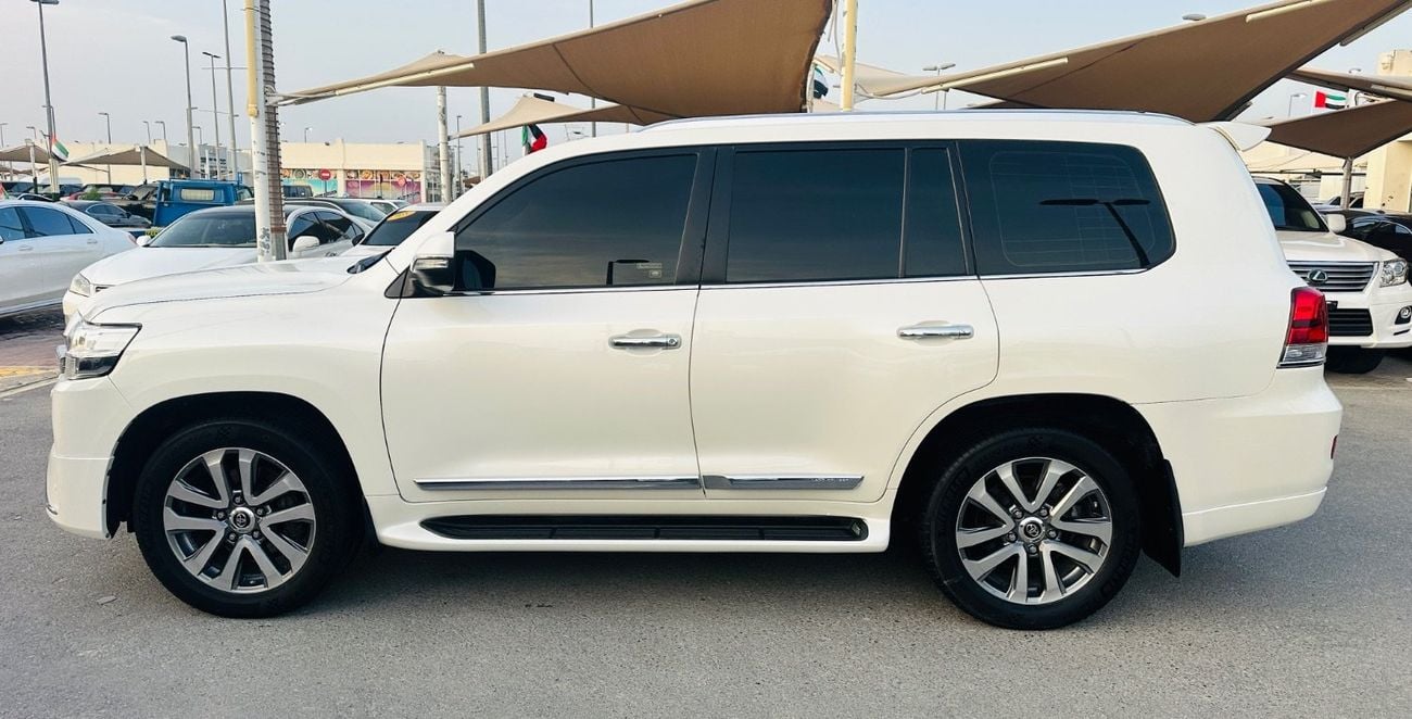 تويوتا لاند كروزر