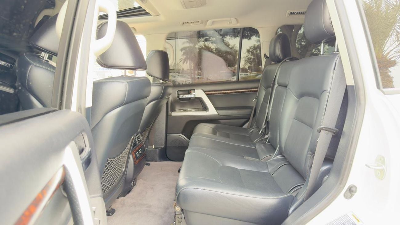 Toyota Land Cruiser AFTER MARKET OFF-ROAD MODIFIED | ARB BULL BAR | AUTO | SIDE AWNING CAMPING TENT | 4.5L DIESEL ENGINE